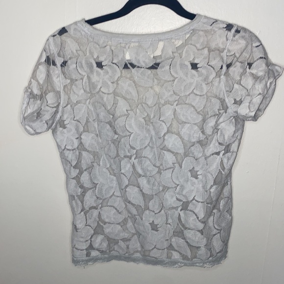 🎱Grey Y2K see-though flower lace patterned short sleeved top! - Picture 6 of 6